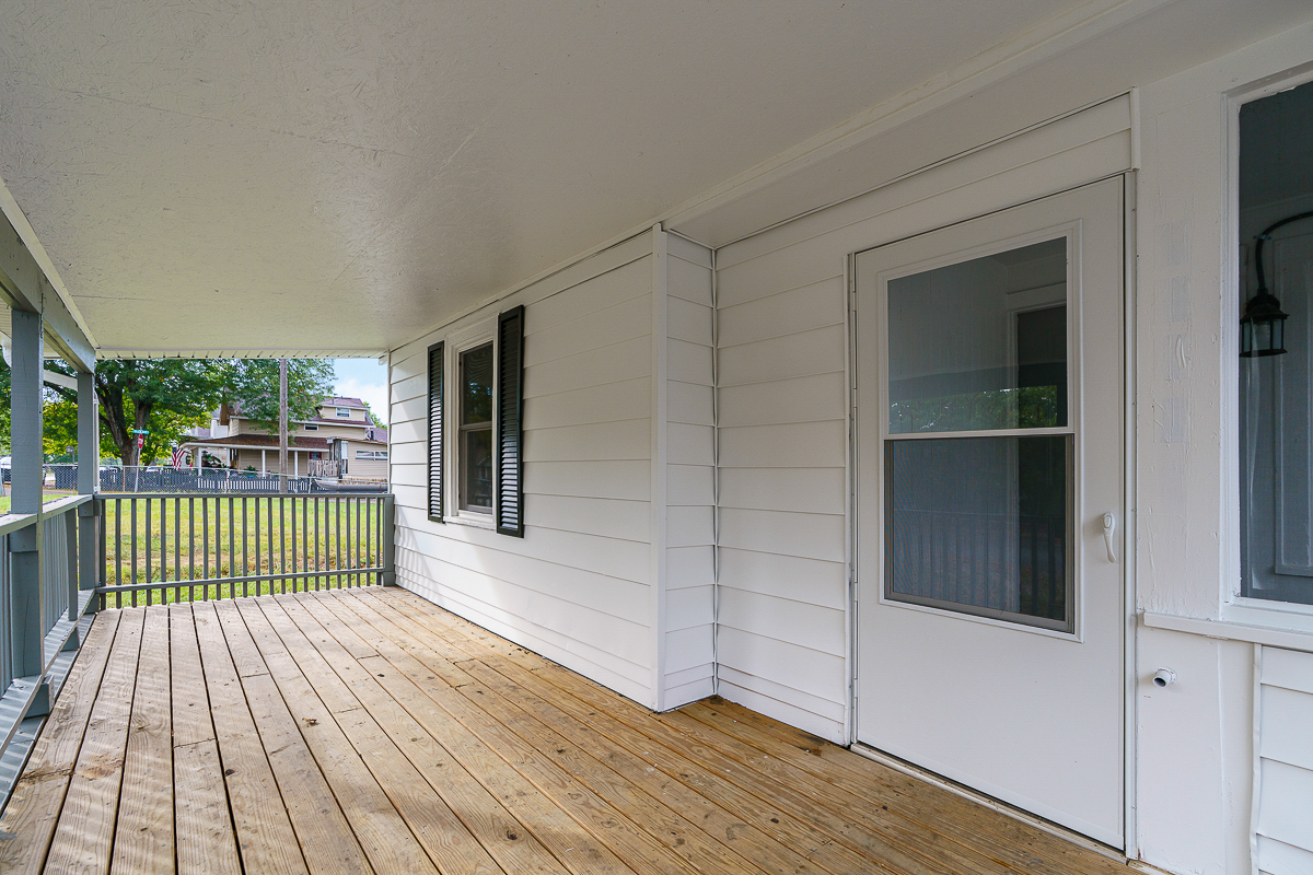 2220 Sale Rd-13