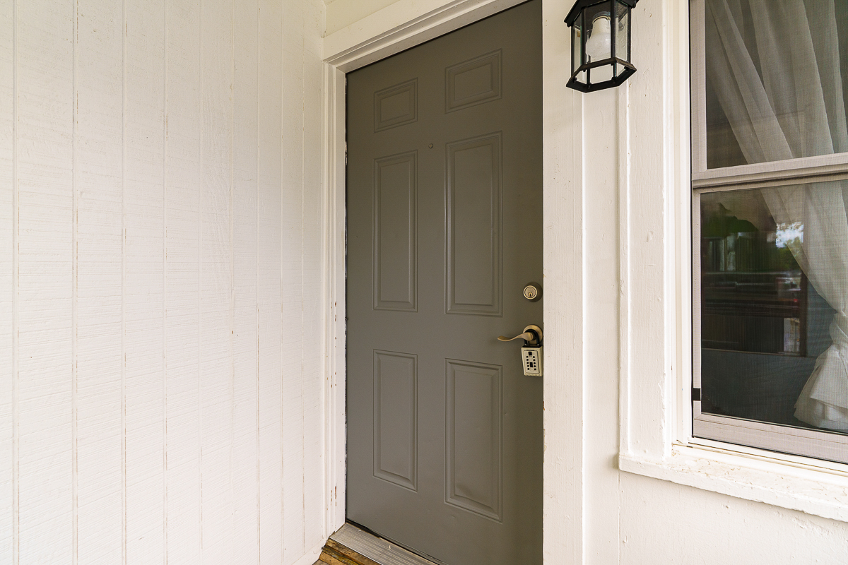 2220 Sale Rd-14