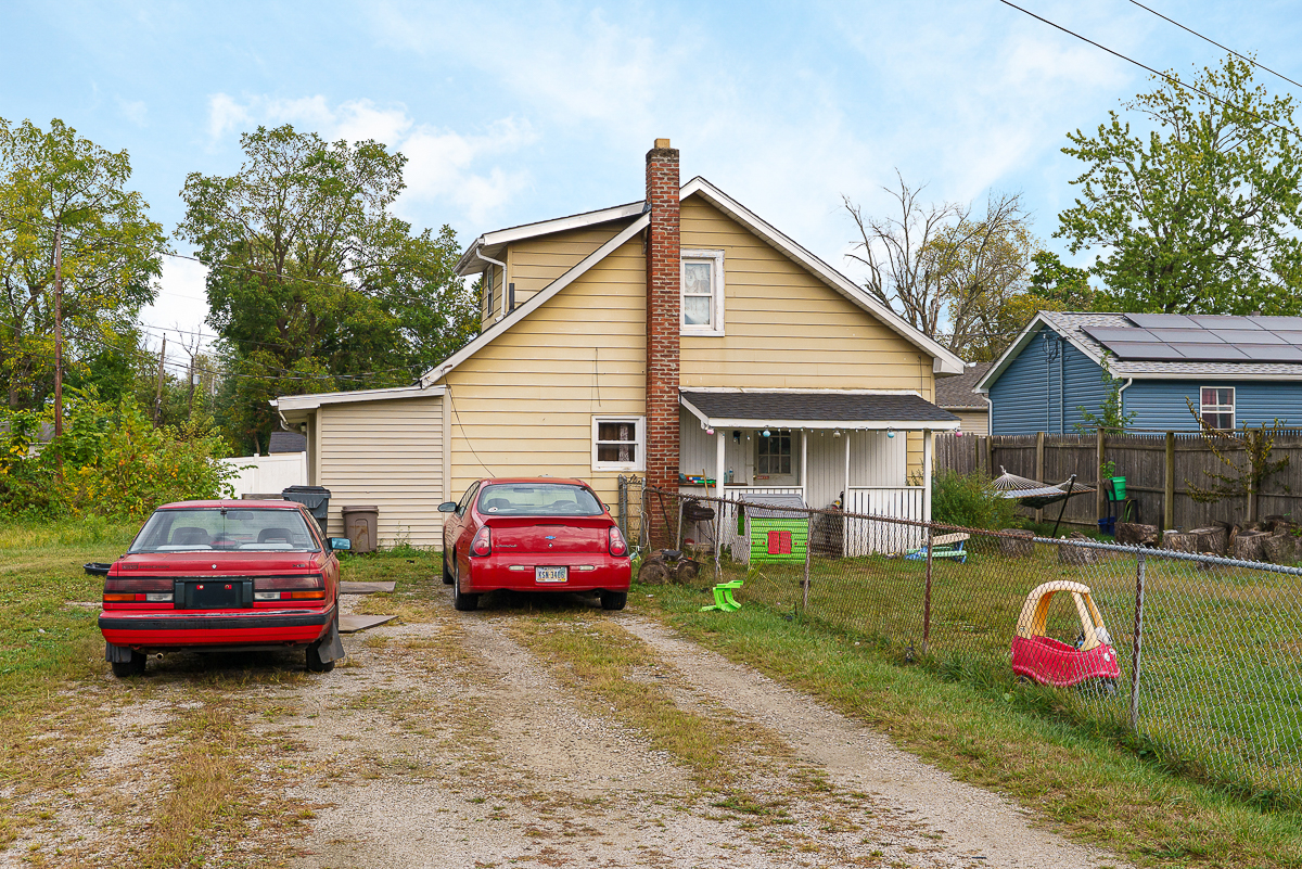 2220 Sale Rd-16