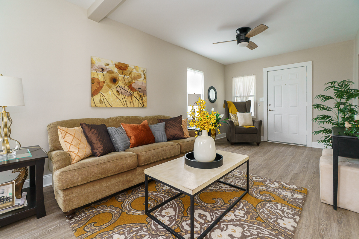 2220 Sale Rd-19