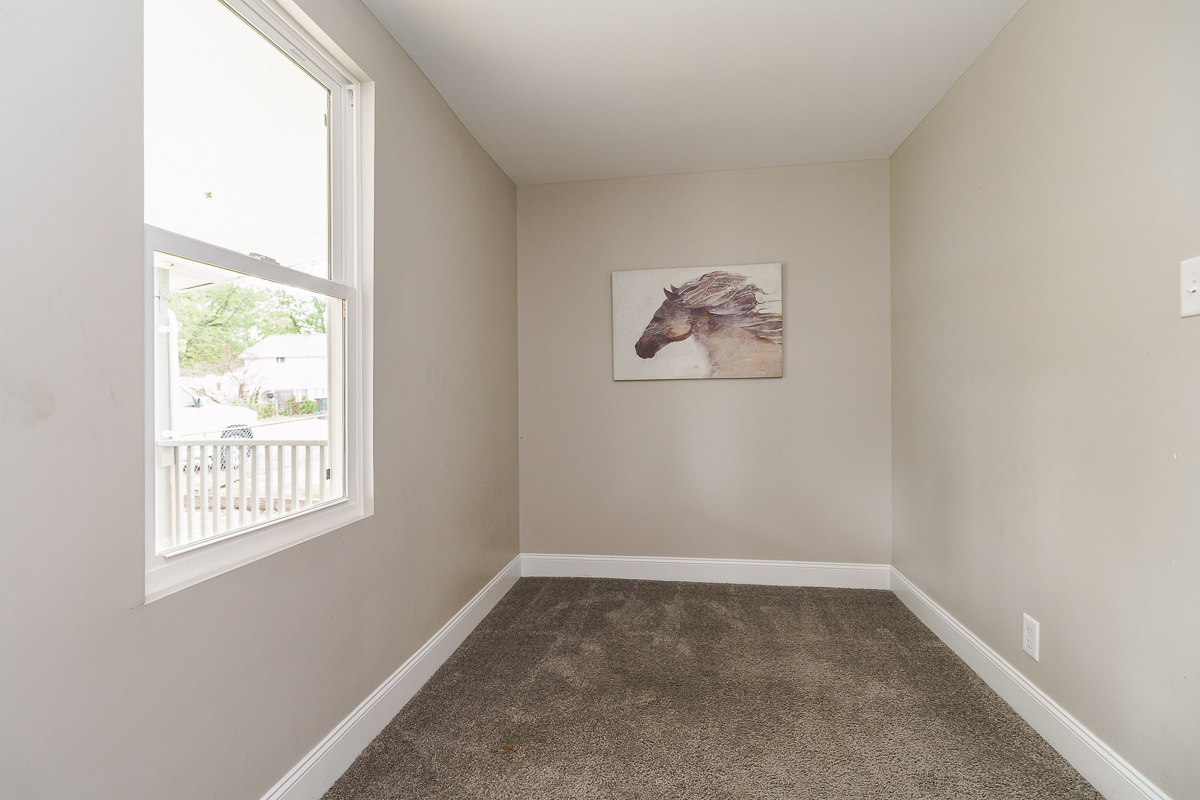 2220 Sale Rd-26