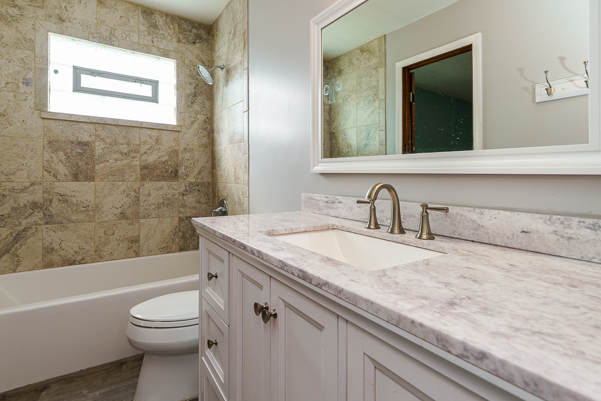 2295 Salem Ave-31