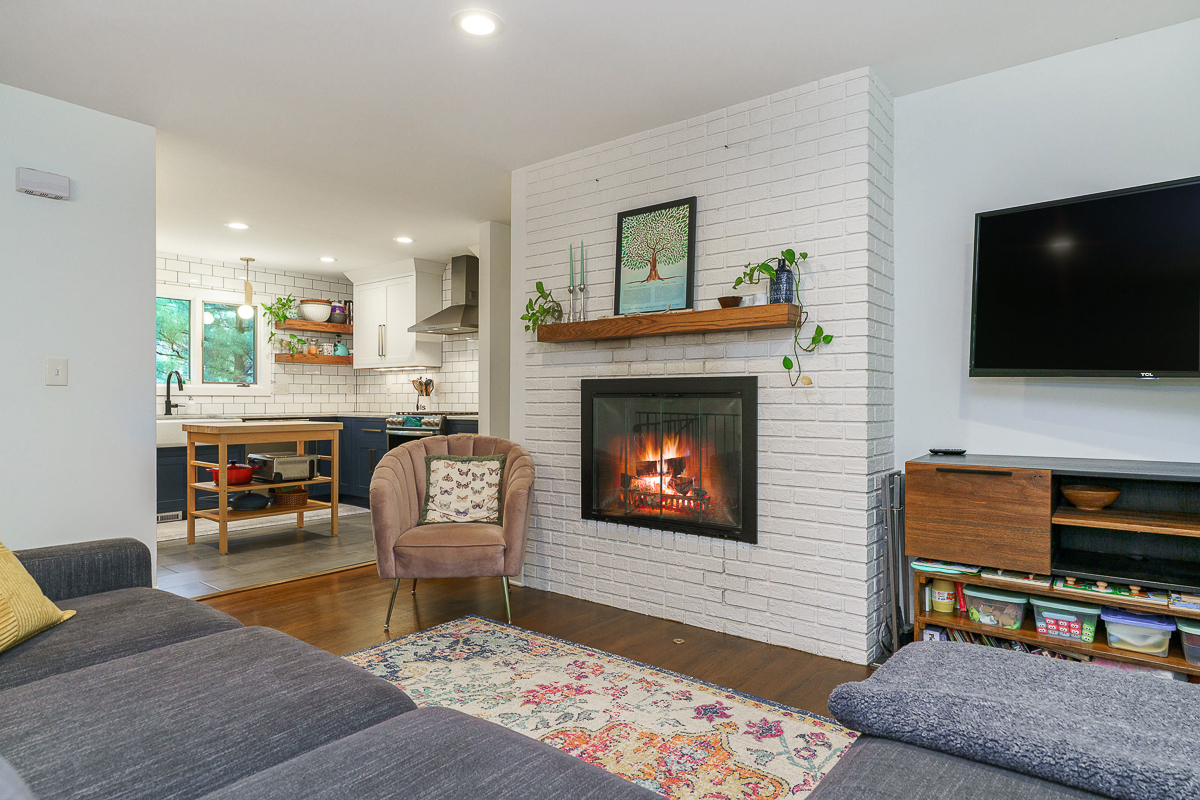 232 Hardy Way-33