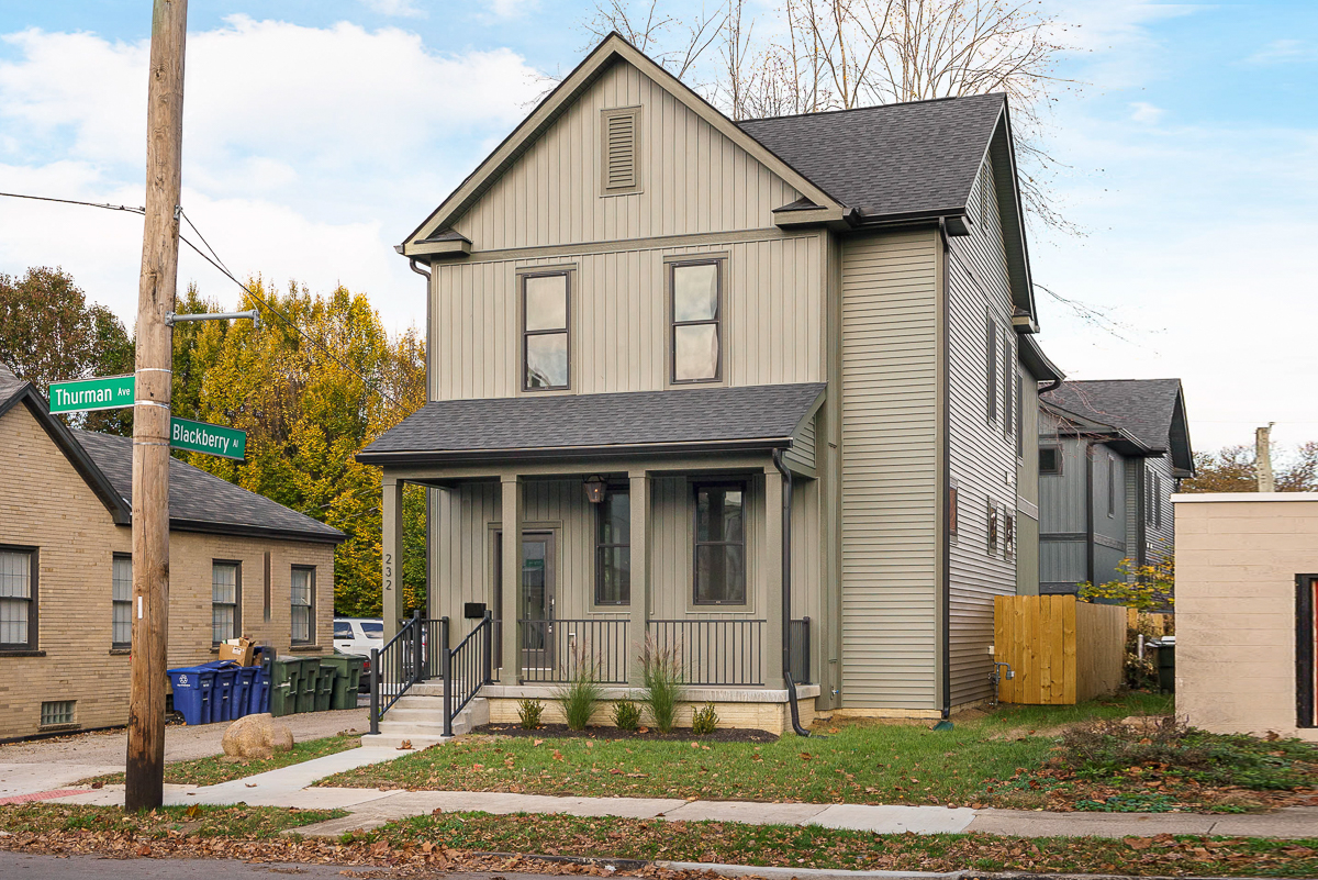 232 Thurman Ave-8