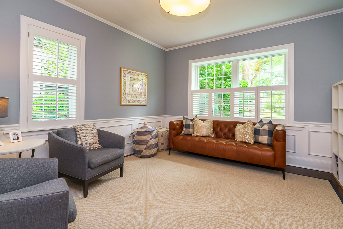 2356 Sherwood Rd-23