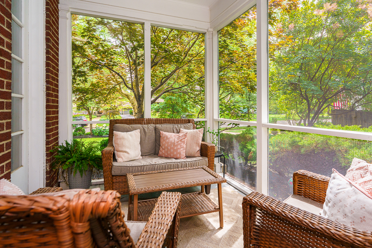 2356 Sherwood Rd-32
