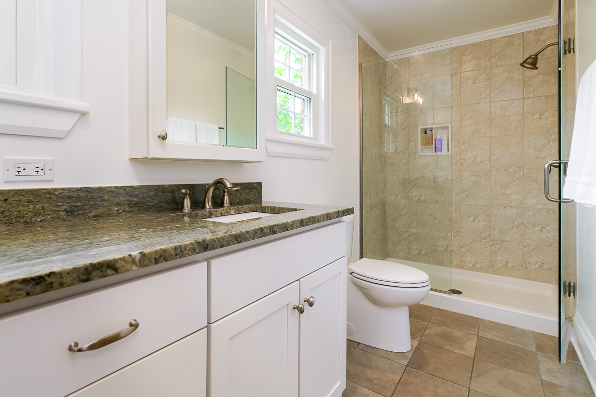 2356 Sherwood Rd-54