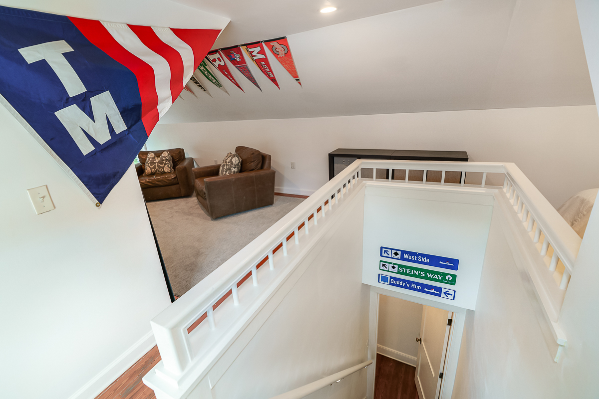 2356 Sherwood Rd-56