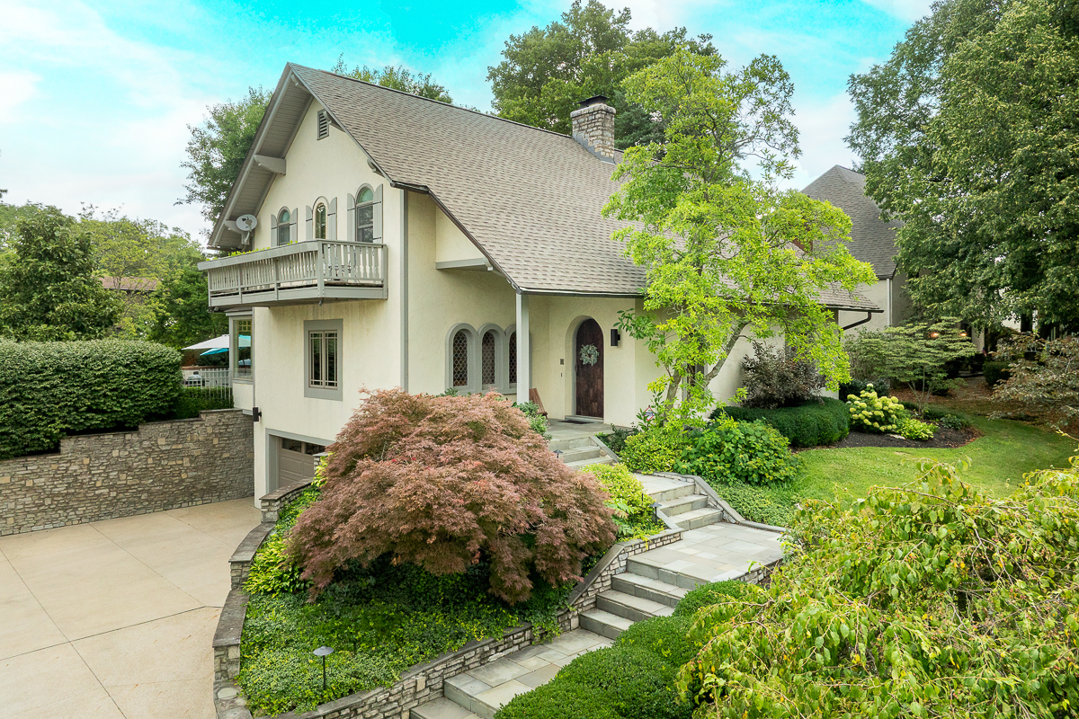 2484 Danvers Ct-11