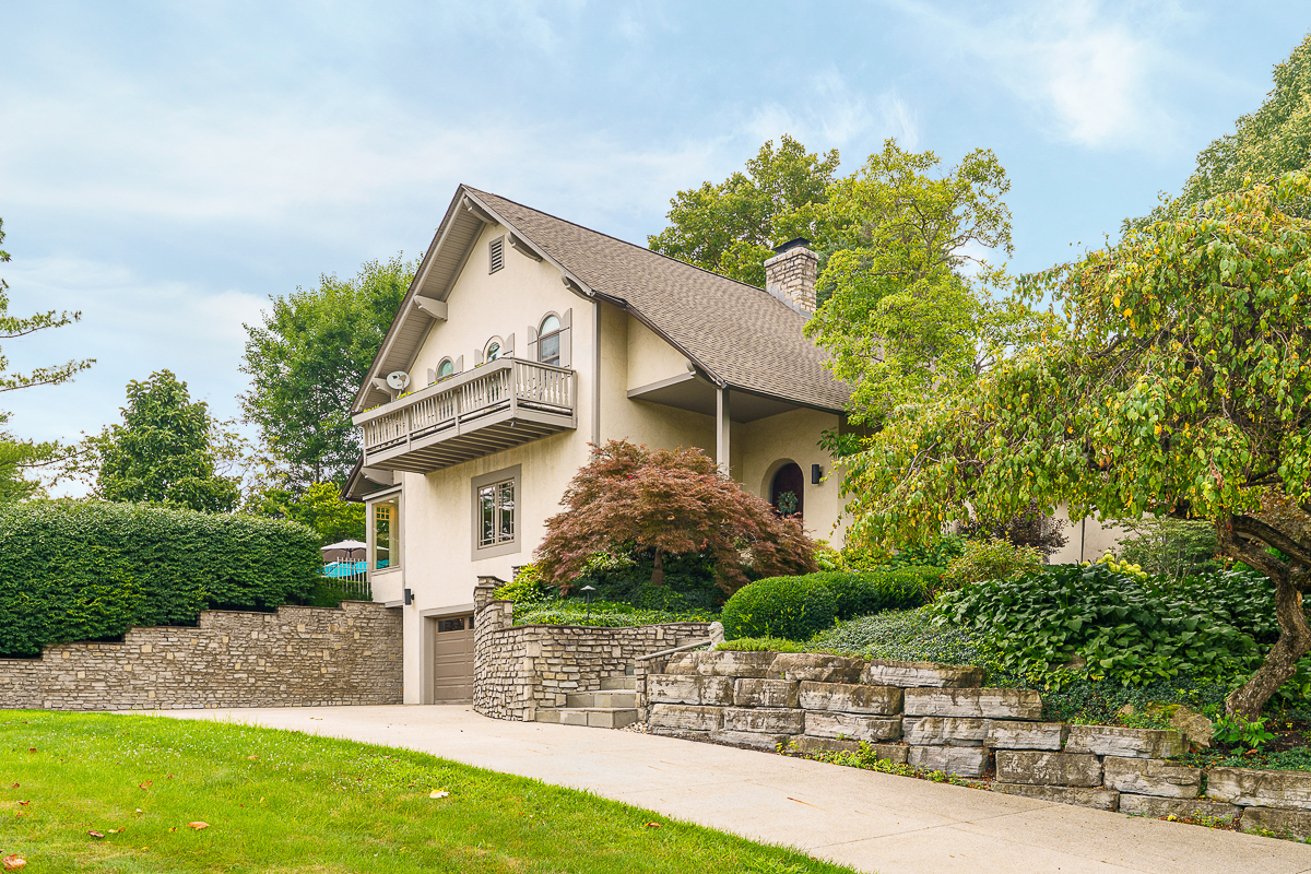 2484 Danvers Ct-13
