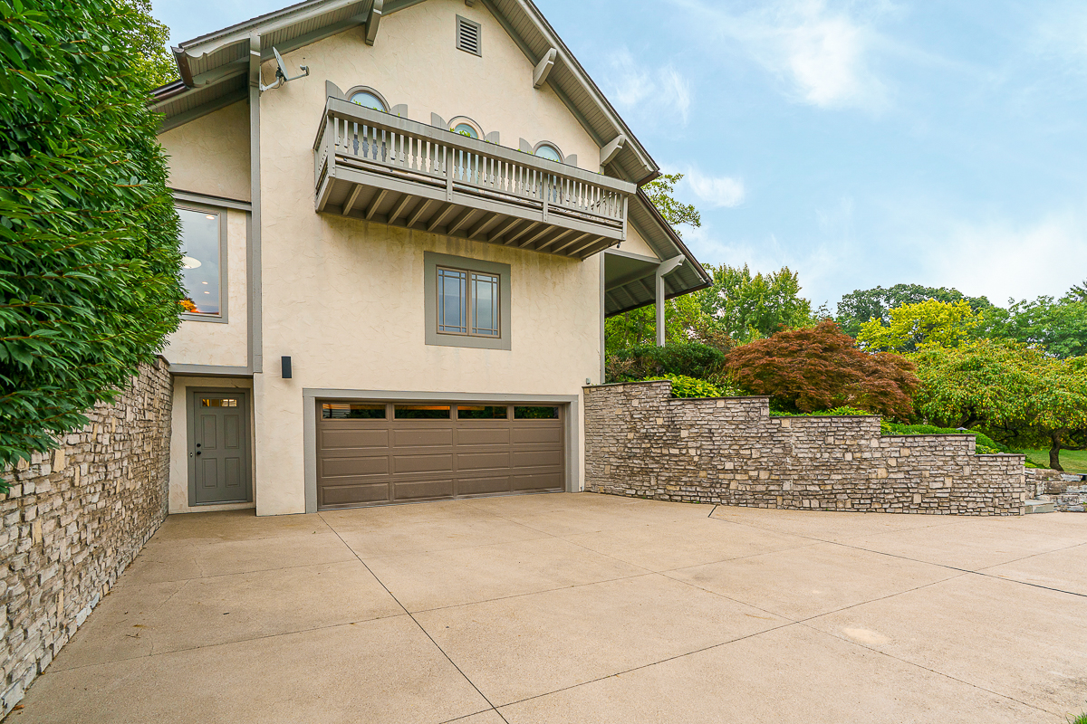 2484 Danvers Ct-14