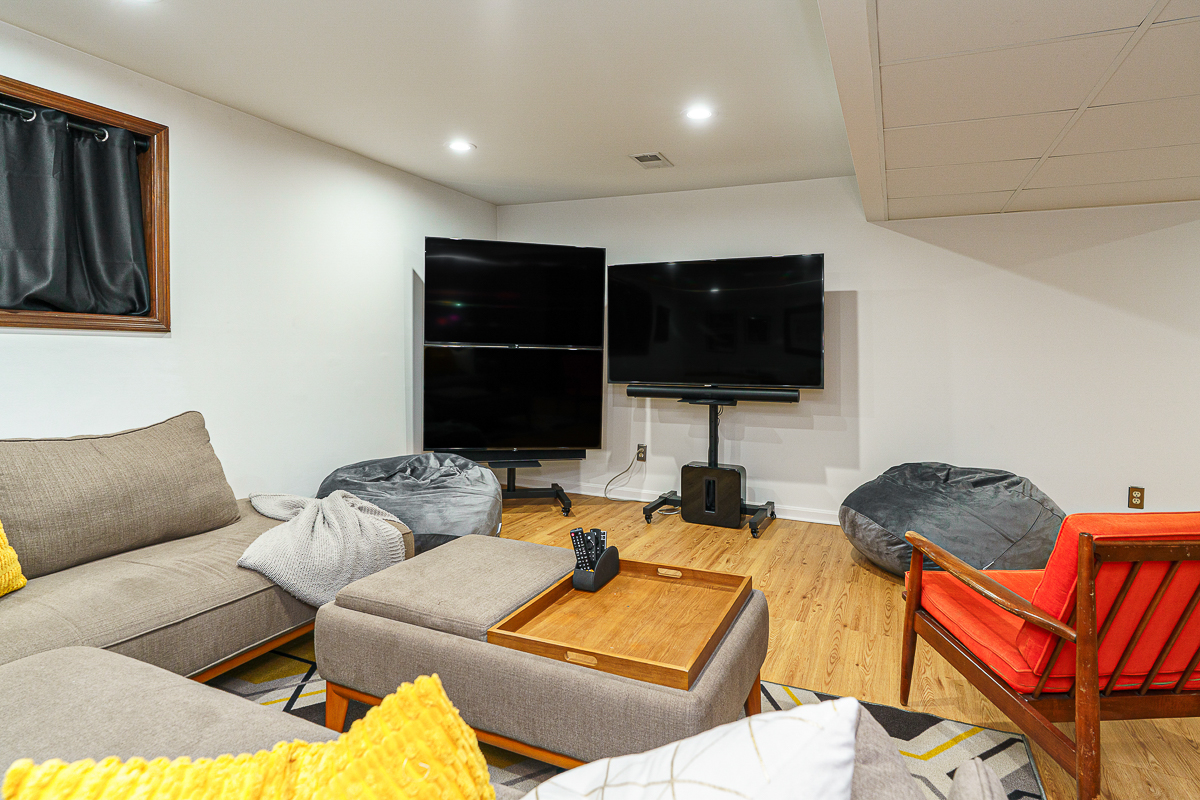 2484 Danvers Ct-29