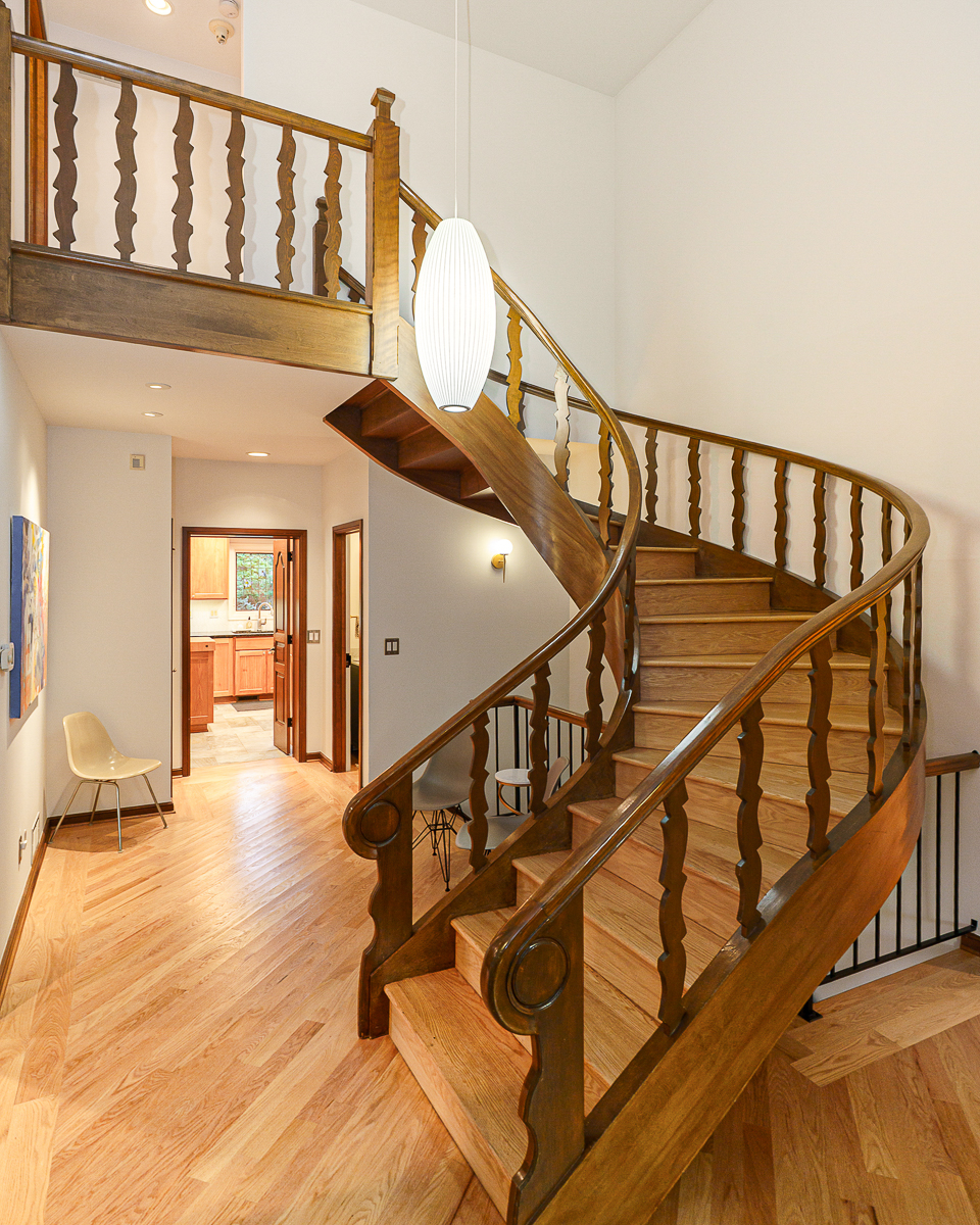 2484 Danvers Ct-40