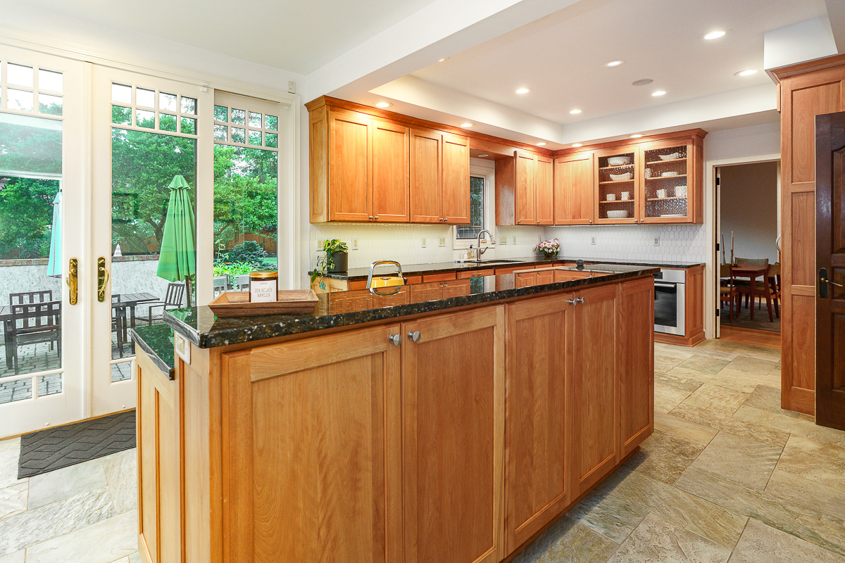 2484 Danvers Ct-56
