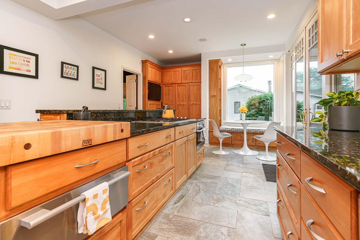 2484 Danvers Ct-59