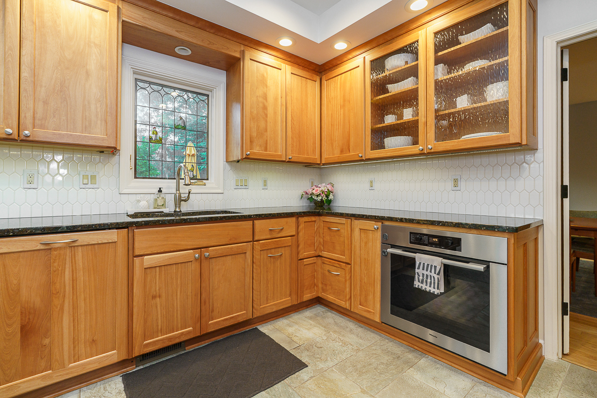 2484 Danvers Ct-61