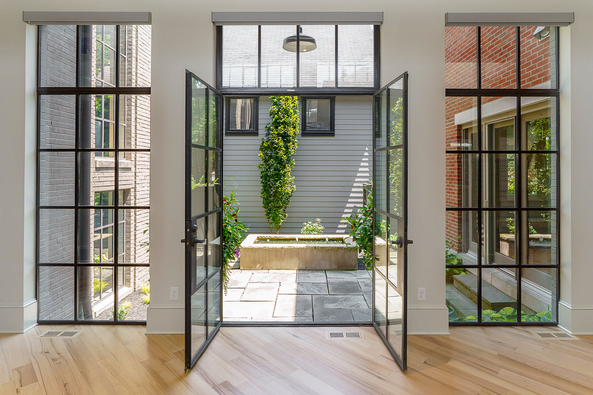 252 E Beck St-23
