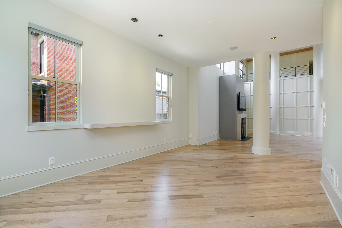 252 E Beck St-33