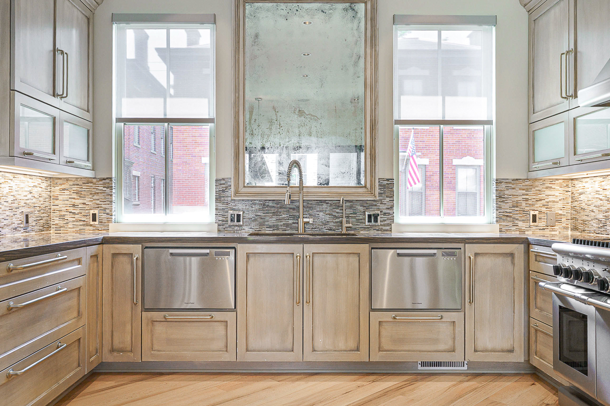 252 E Beck St-35