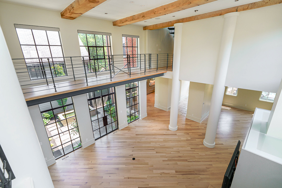 252 E Beck St-45