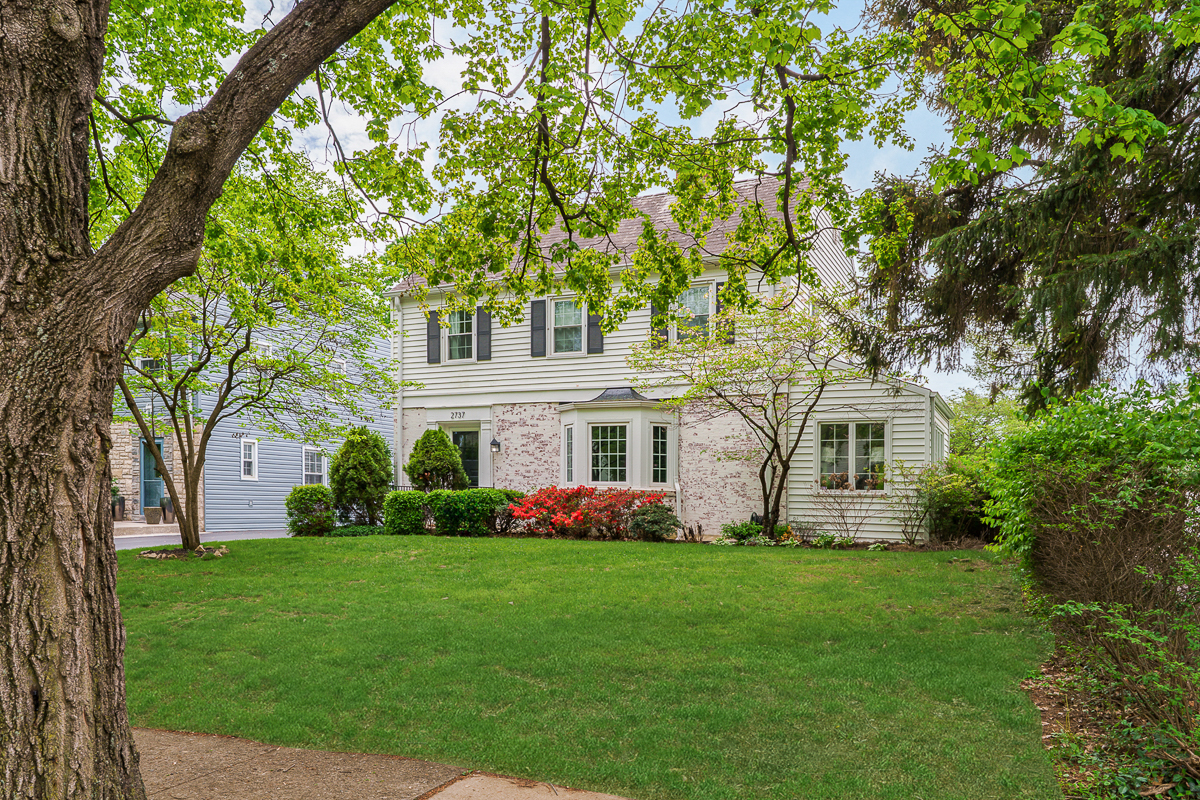 2737 Sherwood Ave-1