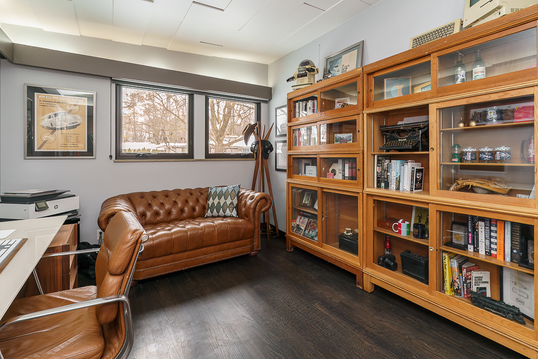 2837 Canterbury Ln-48