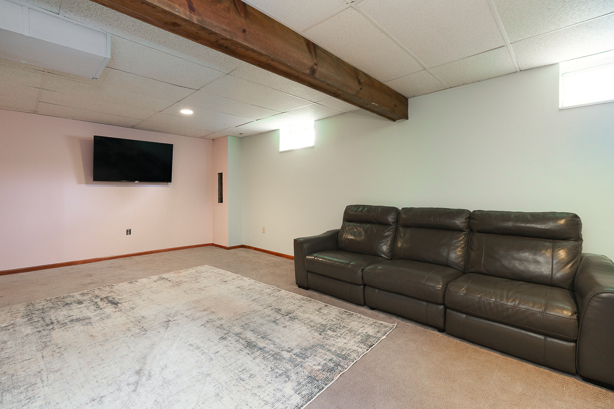 2886 WYNNELEAF ST-8