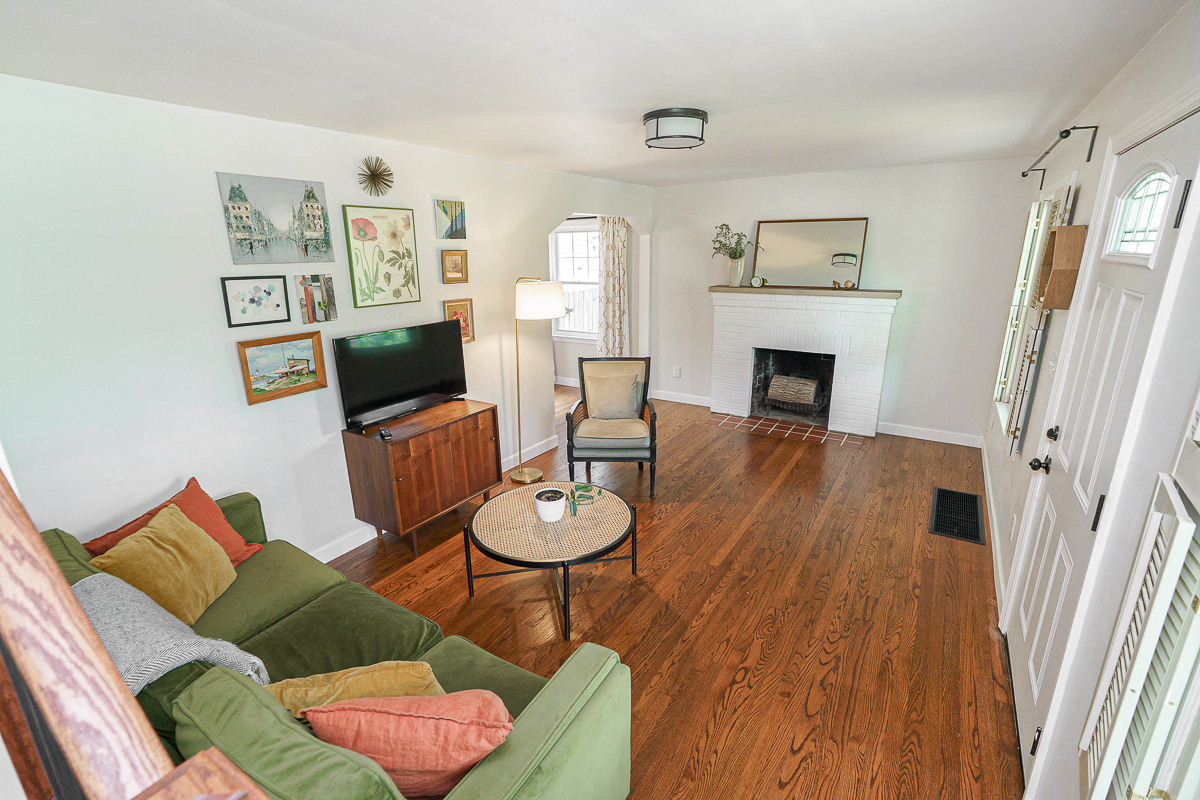 2986 Bremen St-23