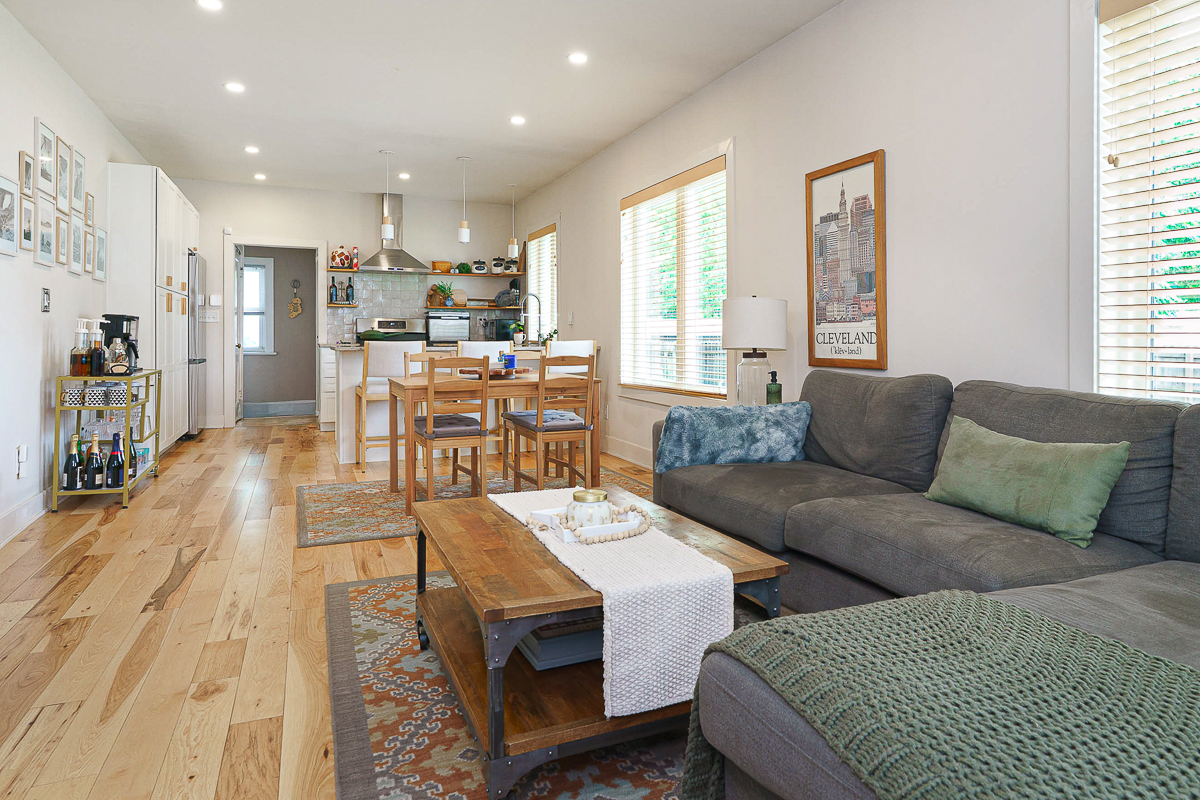 298 e Welch Ave-20
