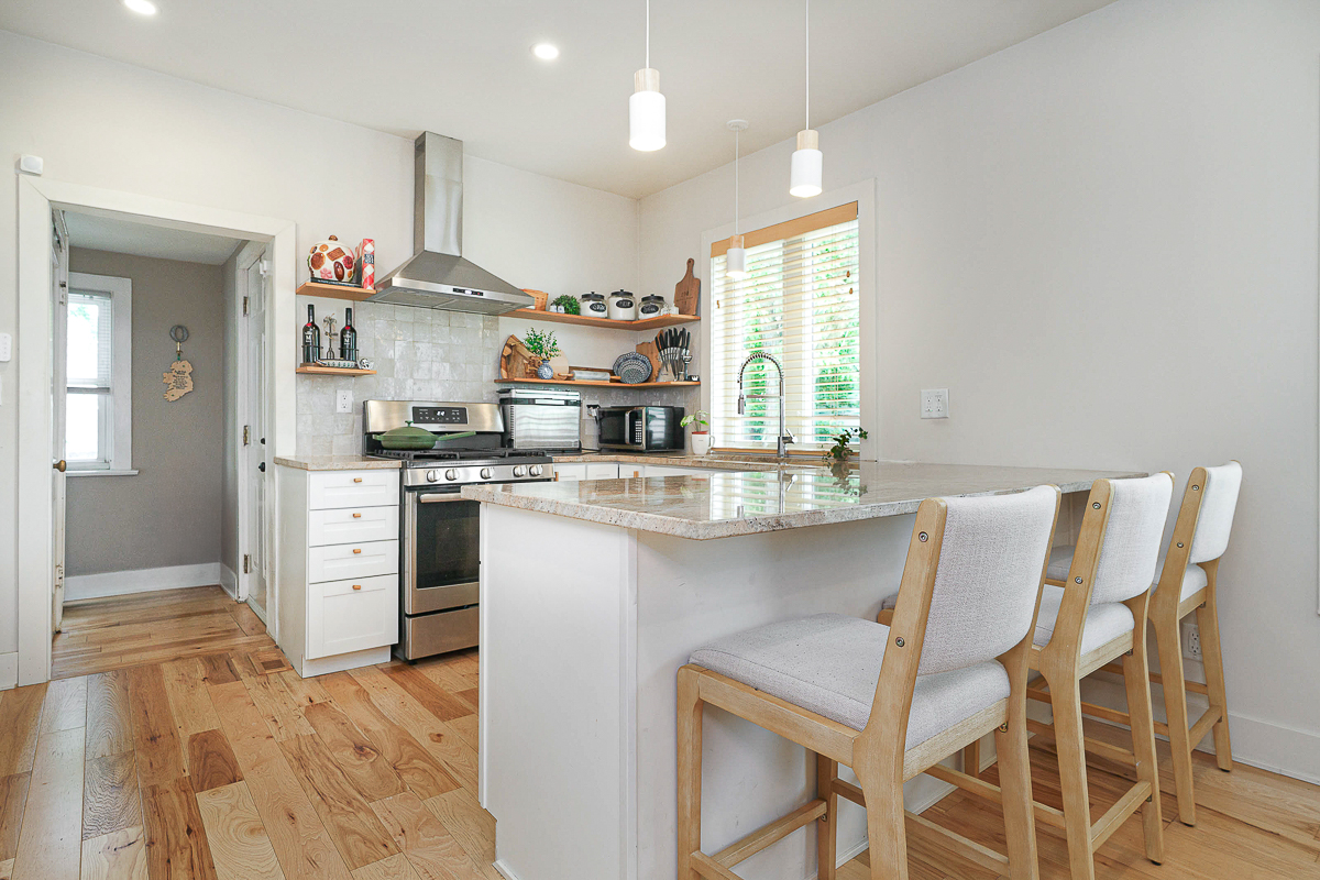 298 e Welch Ave-23