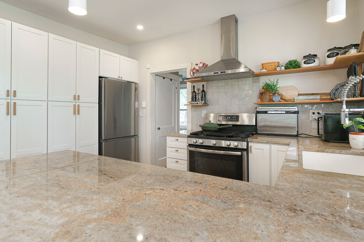 298 e Welch Ave-27