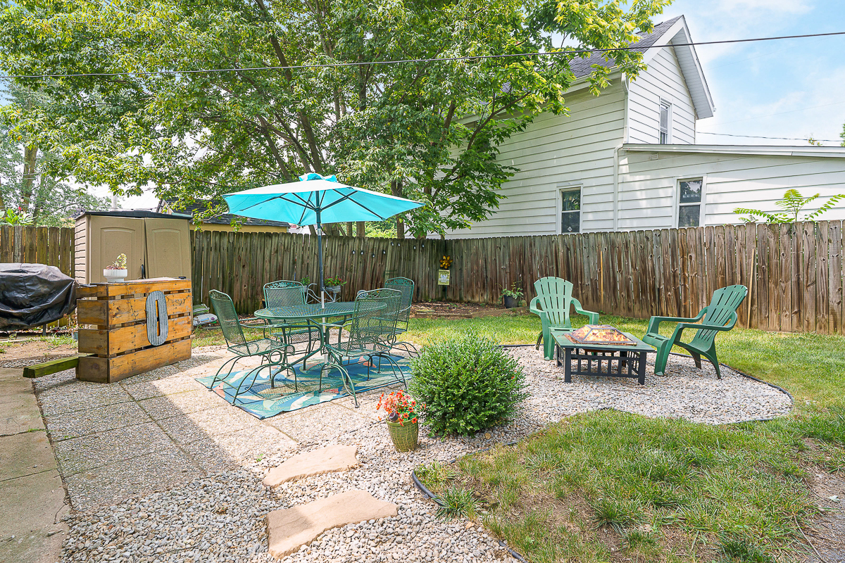 298 e Welch Ave-7