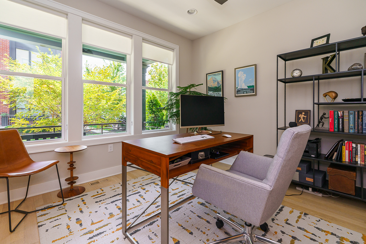309 Auden Ave-12