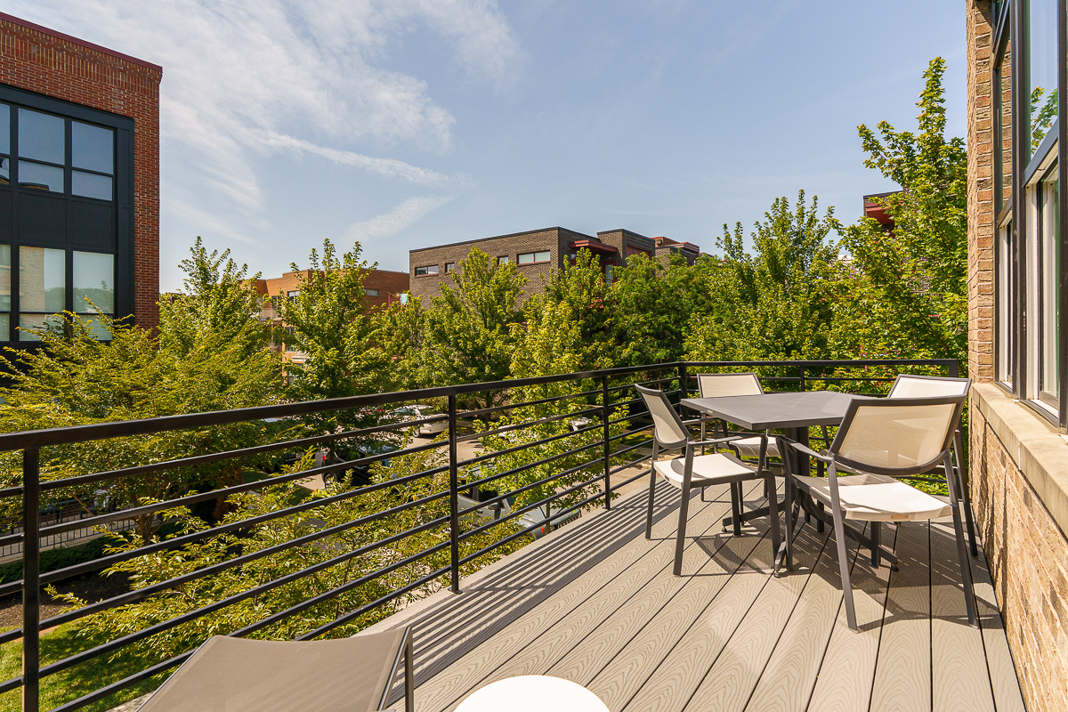 309 Auden Ave-17