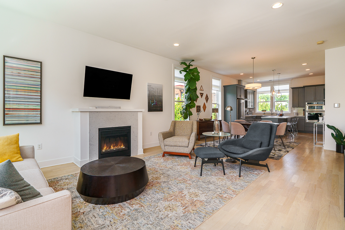 309 Auden Ave-19