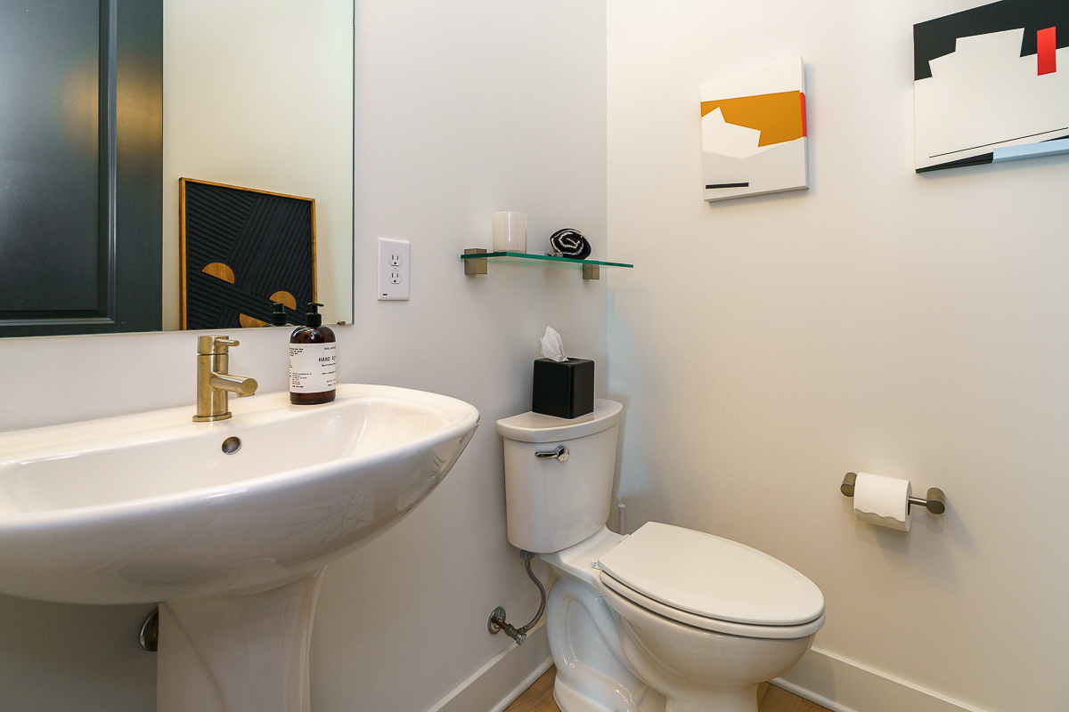 309 Auden Ave-21
