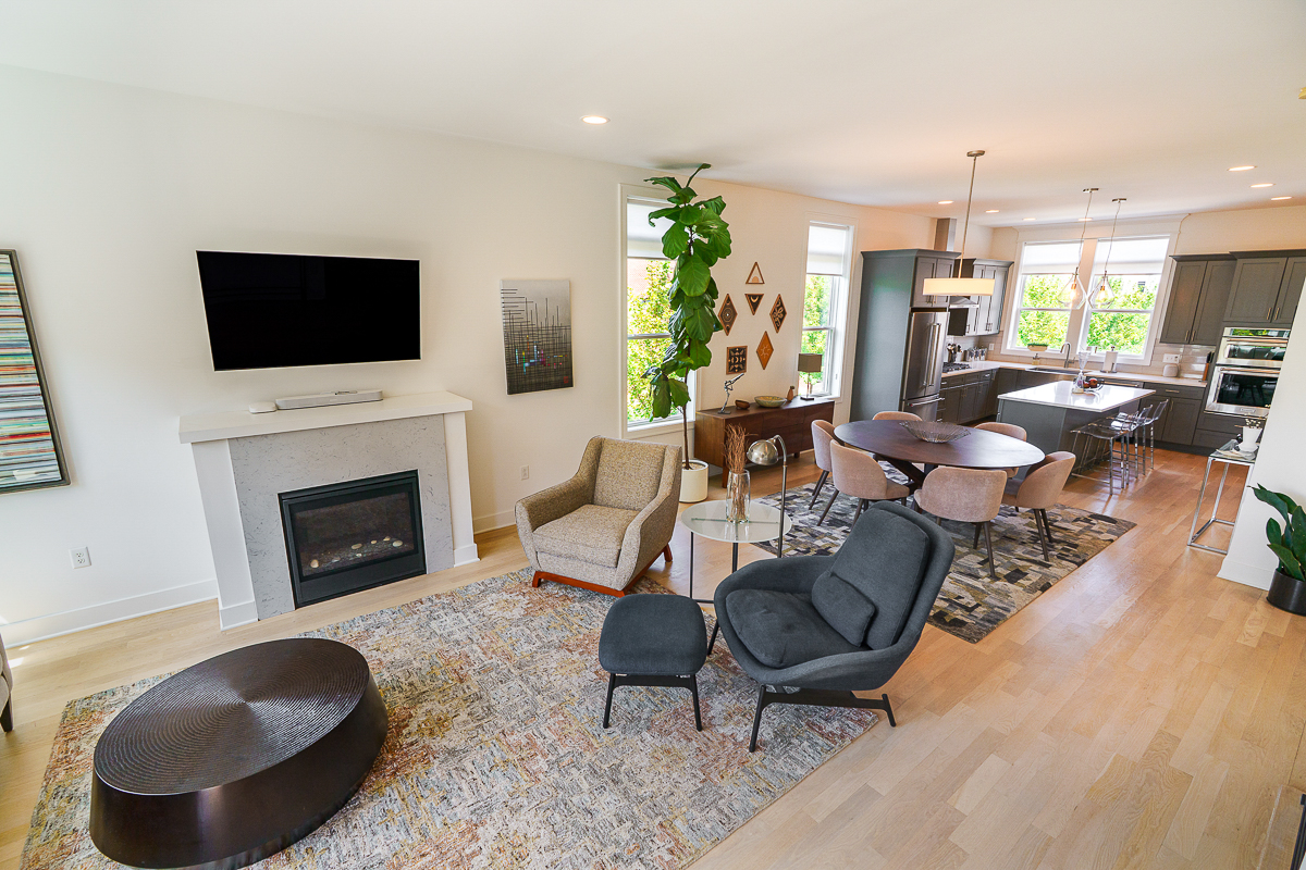309 Auden Ave-29
