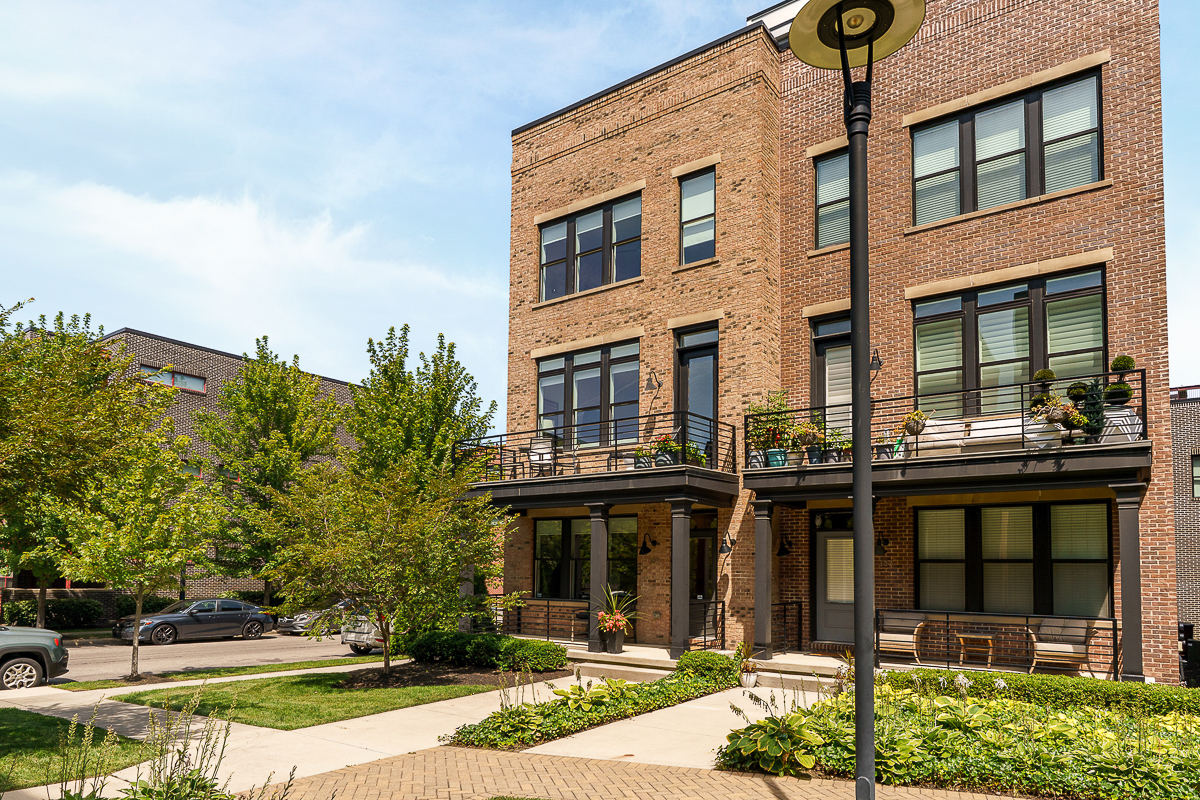 309 Auden Ave-3