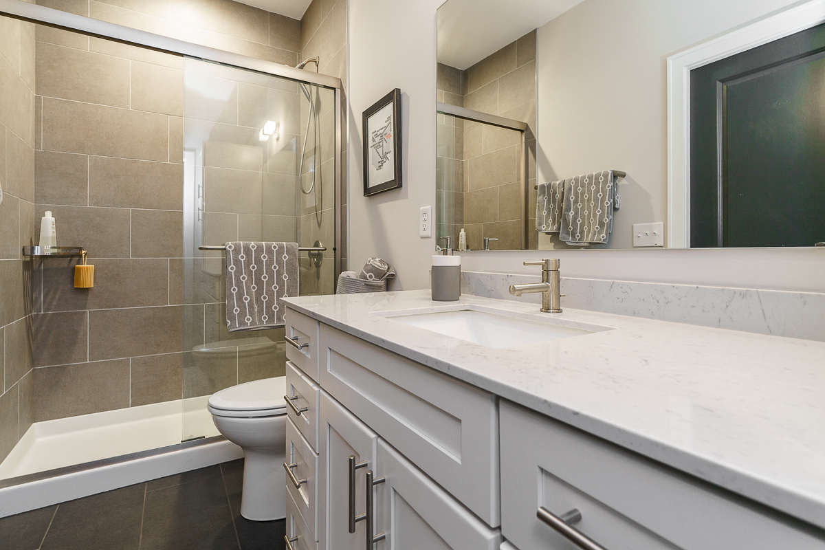 309 Auden Ave-39