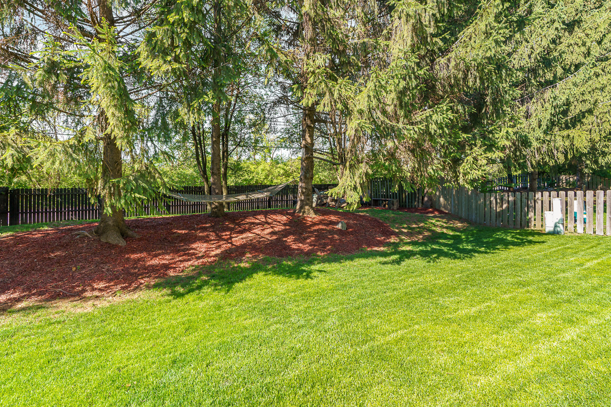 3265 Longspur Dr-13