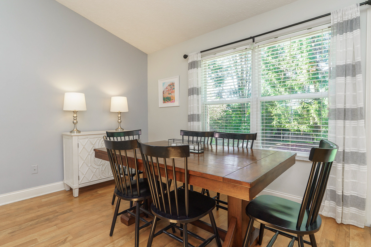 3265 Longspur Dr-26