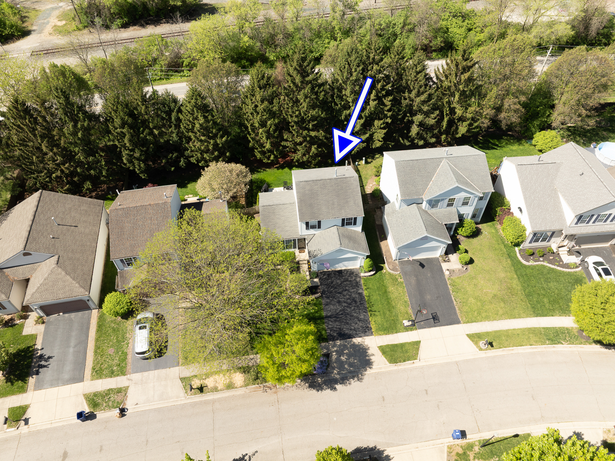 3265 Longspur Dr-3