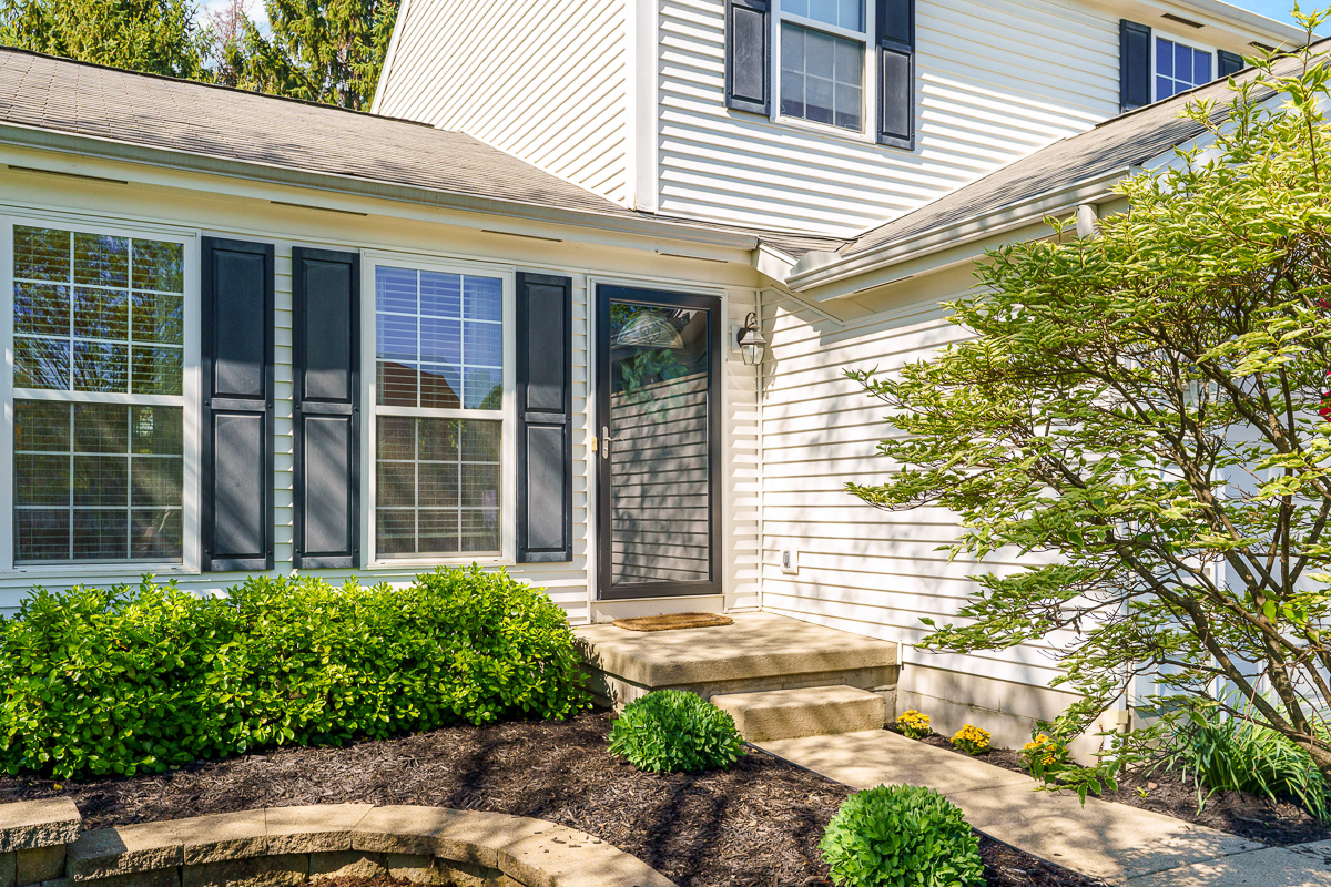 3265 Longspur Dr-8