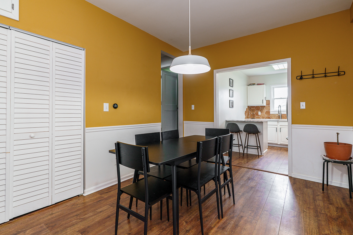 330 E Morrill Ave-8