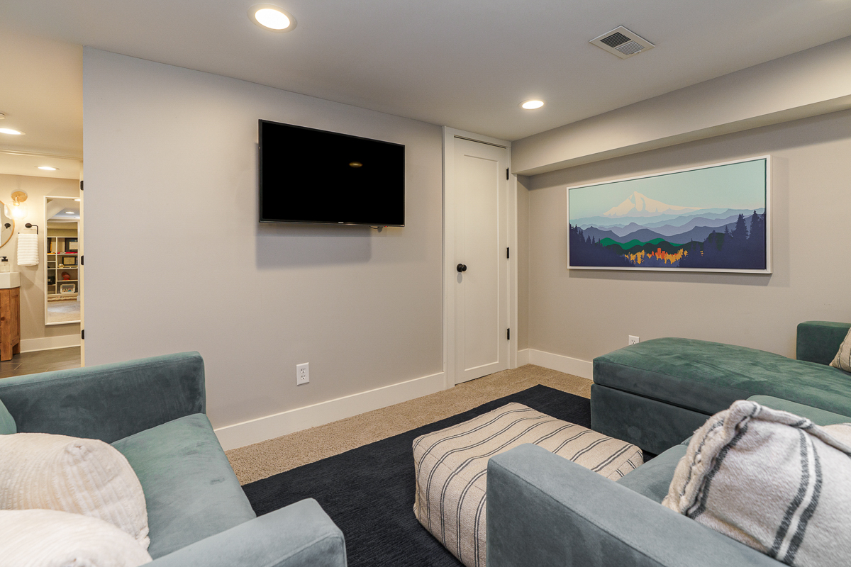 336 Reinhard Ave-15