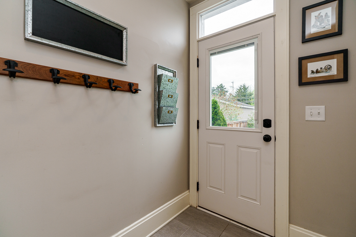 336 Reinhard Ave-36