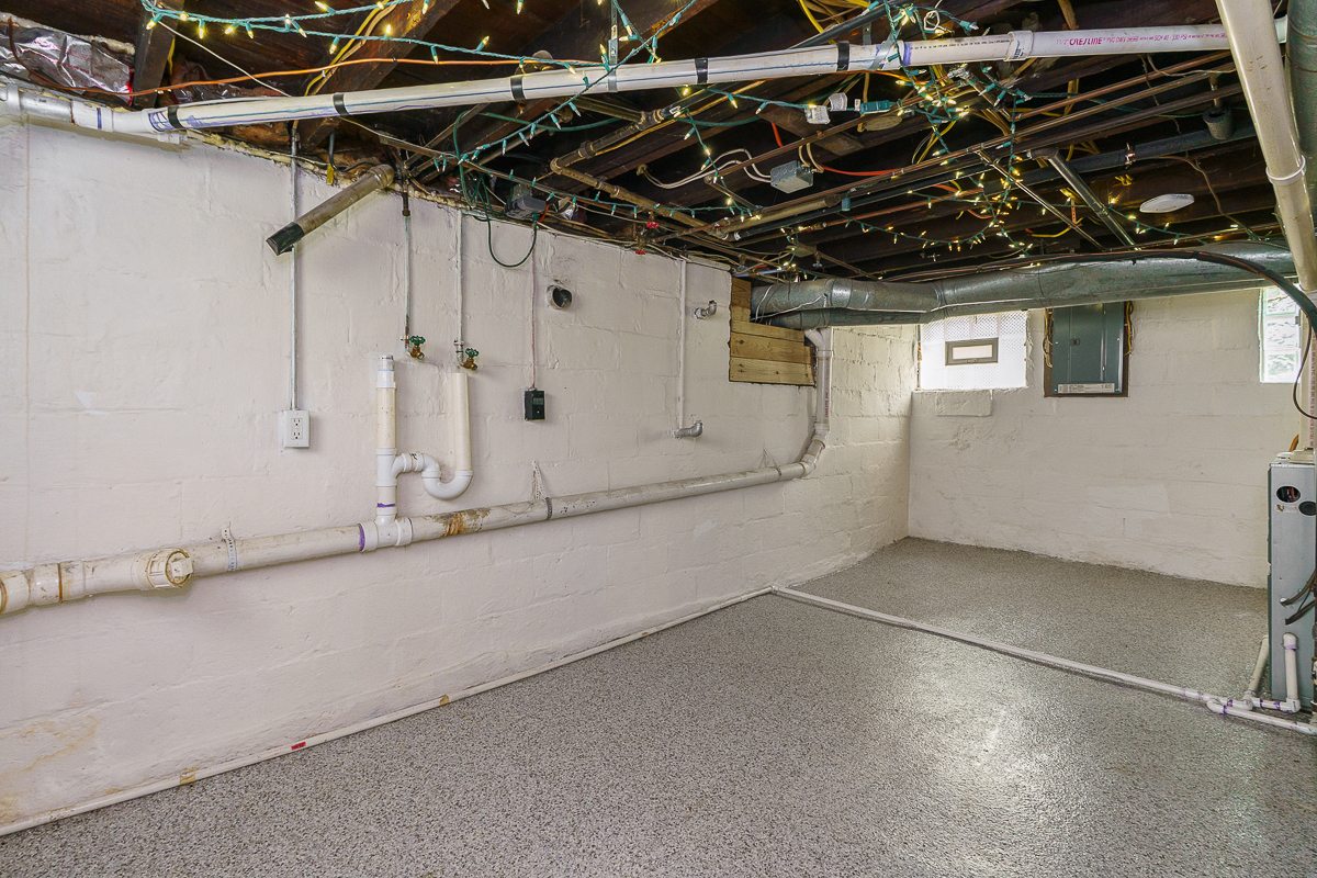 338 Sheldon Ave-19