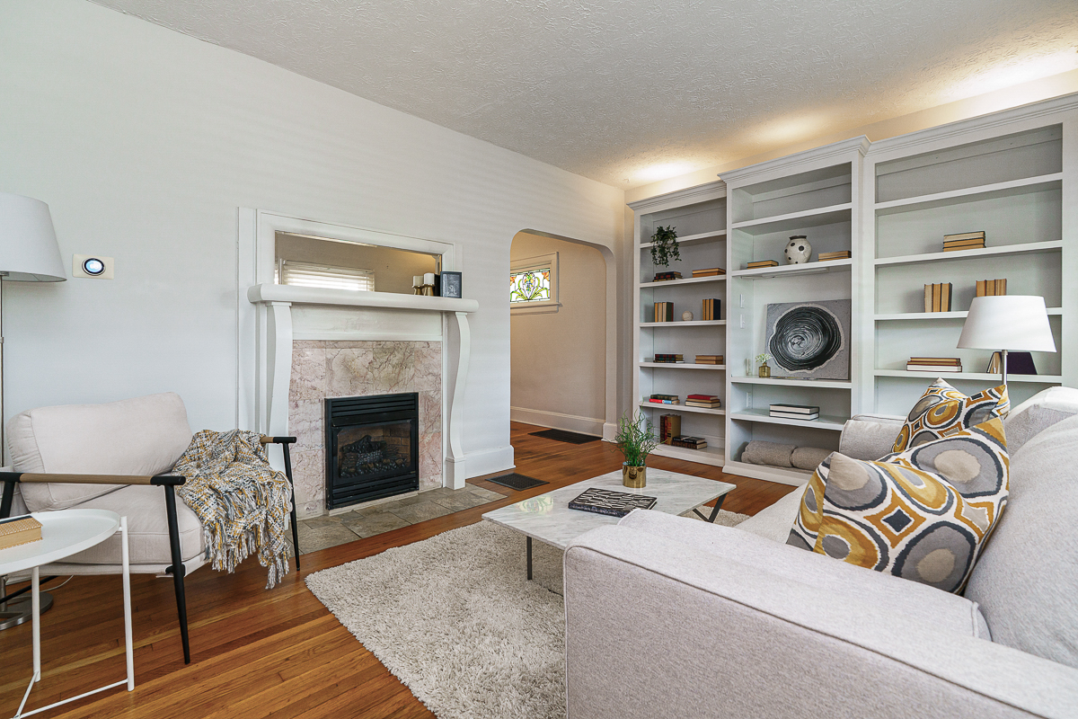 338 Sheldon Ave-21