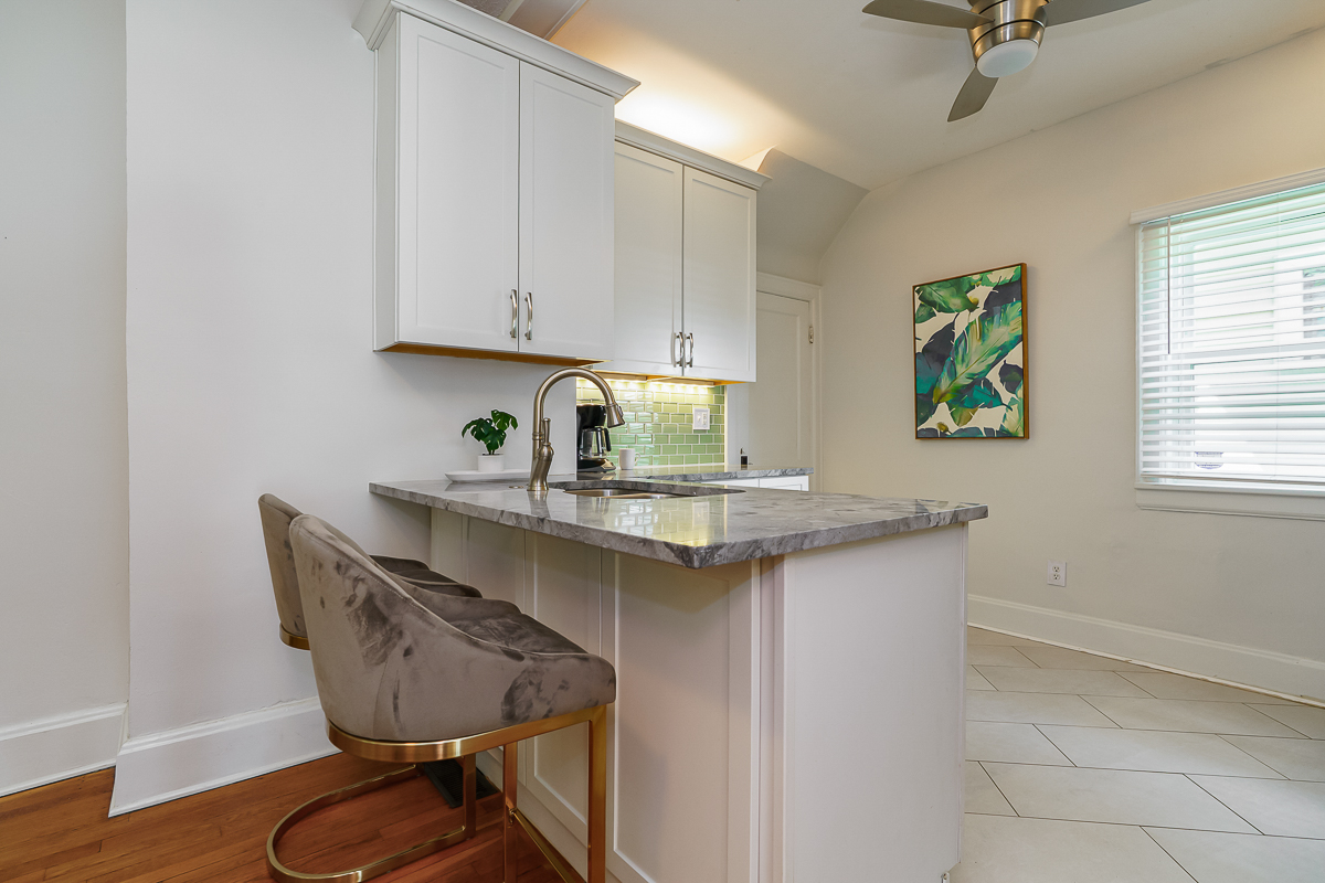 338 Sheldon Ave-29