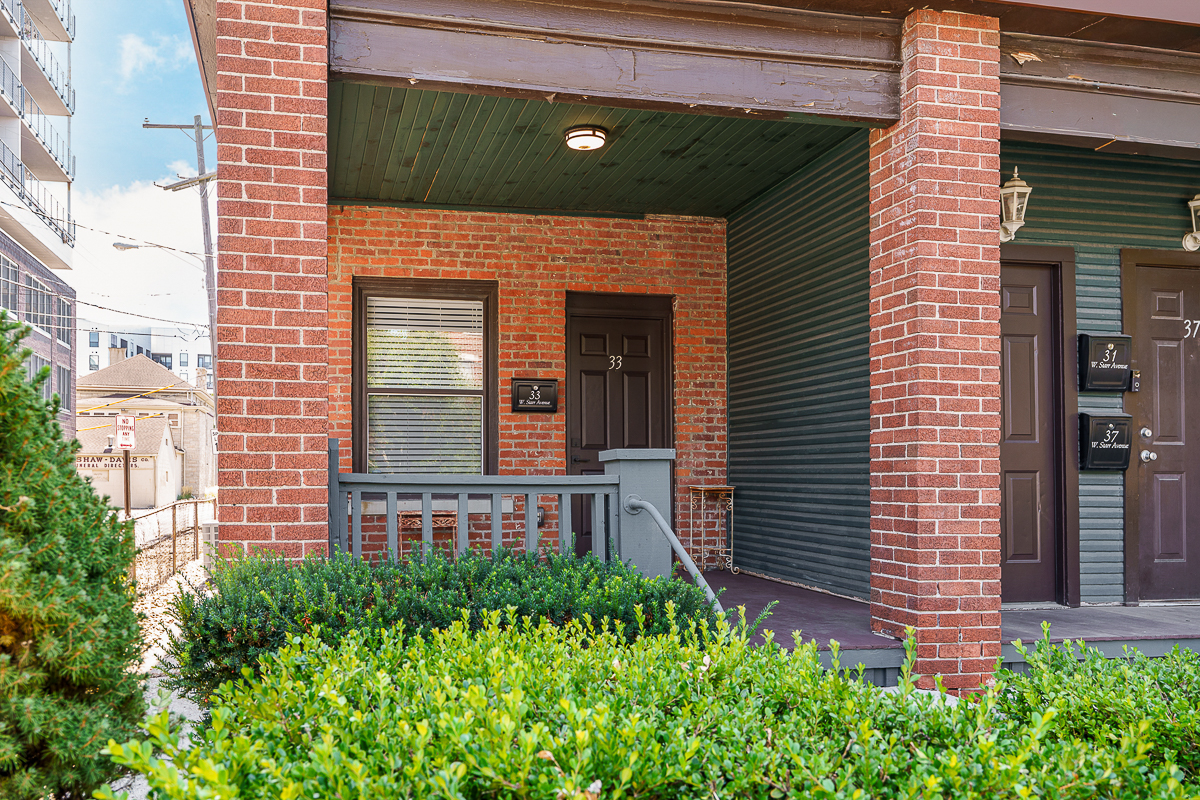 33 w Starr Ave-10